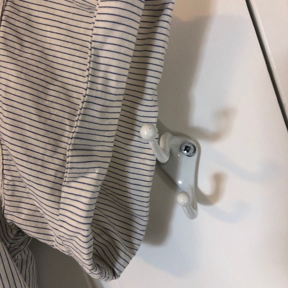 Levi’s short Sleeve Striped Button-up Sz. S - Picture 4 of 5